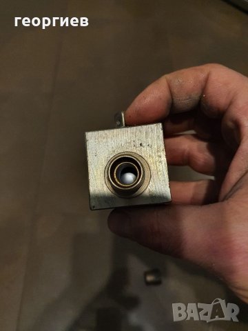 Хидравличен кран, снимка 4 - Резервни части за машини - 32362932