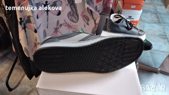 Магазин Крис, снимка 2 - Маратонки - 47445038