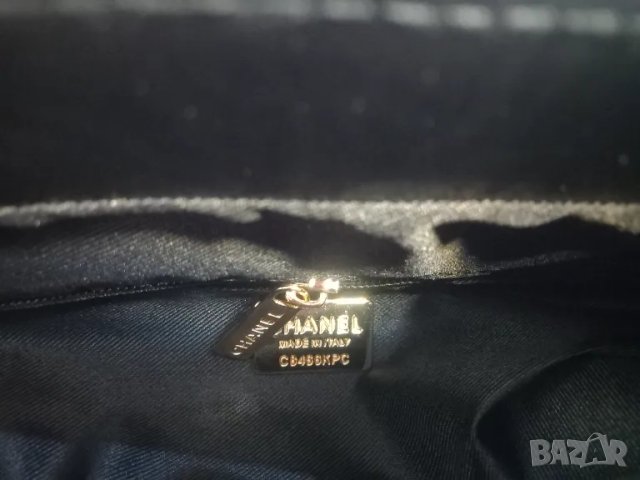 Дамска чанта, снимка 7 - Чанти - 48406917