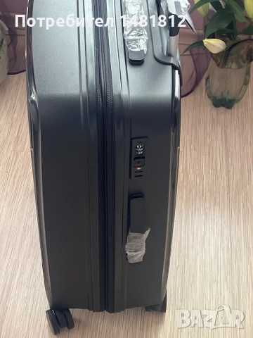 Куфар на колелца 100% полипропилен , снимка 4 - Куфари - 52988500