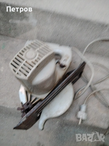 Ръчен циркуляр Skil 800W, снимка 3 - Циркуляри - 53132619