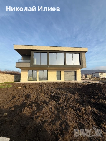 Нова къща кв.Изгрев