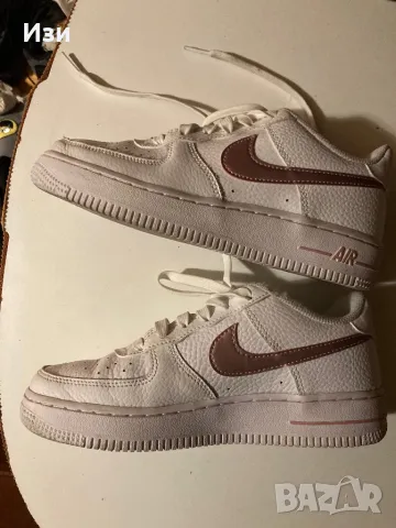 Маратонки Nike AIR FORCE 1 Дамски, Бели, 36, снимка 5 - Маратонки - 49169533