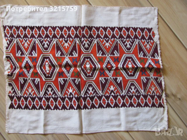 Ръчна бродерия за възглавница , фолк мотиви