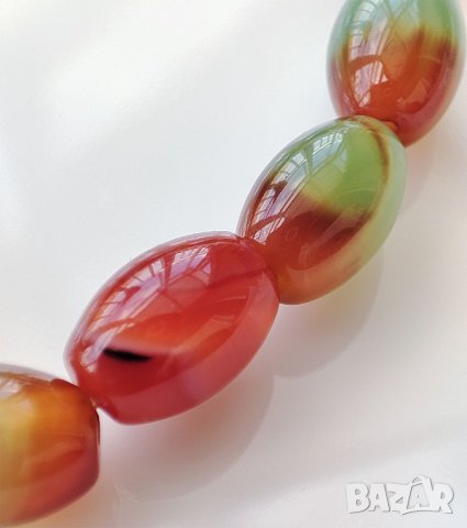 Гривни с мъниста Дзи и Паунов ахат, снимка 6 - Гривни - 40530158