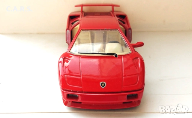 Метални колички Maisto и Bburago 1:24, снимка 13 - Колекции - 52911698