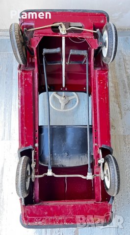 Ретро москвич с педали в уникално състояние, снимка 10 - Колекции - 37919366