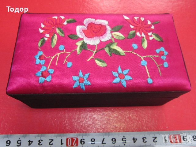 Страхотна кутия за бижута 