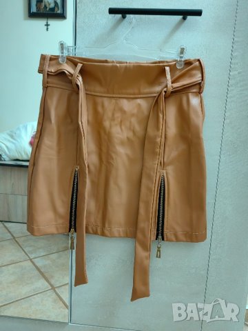 Кожена пола, снимка 2 - Поли - 43273306