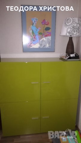 Отличен модерен дизайнерски шкаф