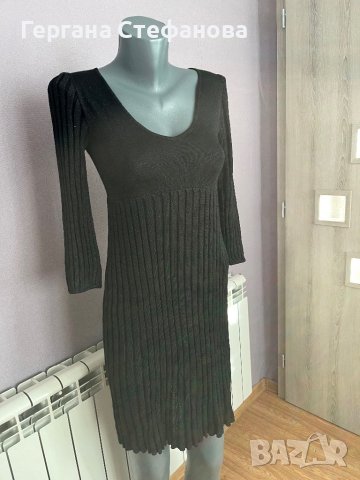 Страхотна черна елегантна рокля в перфектни състояние -неразличима от нова размер S, снимка 3 - Рокли - 43619174