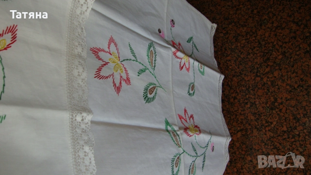 ПОКРИВКИ /апликации и бродерия/, снимка 8 - Покривки за маси - 51709207