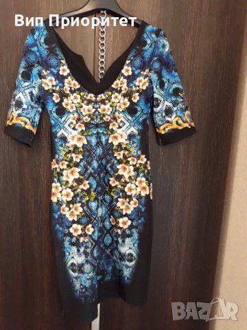 Много официална рокля скъпа маркова SECRET SANTA R стегната материя , ефектен принтс магнолии и диам, снимка 12 - Рокли - 37417791