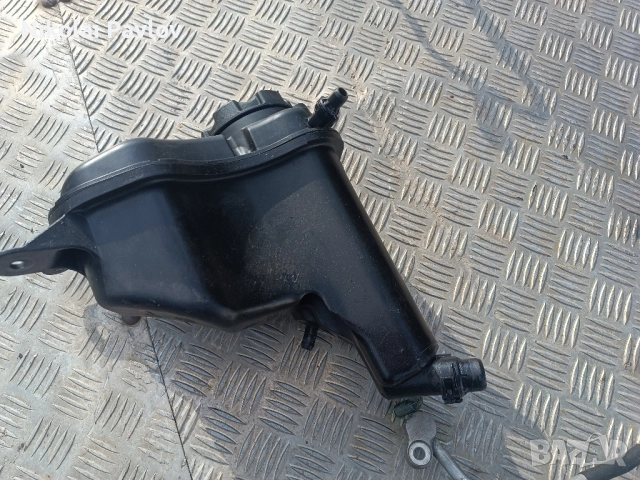 Казанче антифриз за БМВ Е 91 Е 90 бензин , снимка 15 - Части - 51708081