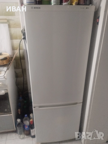 Продавам хладилник с фризер"BOSCH"155 см.височина