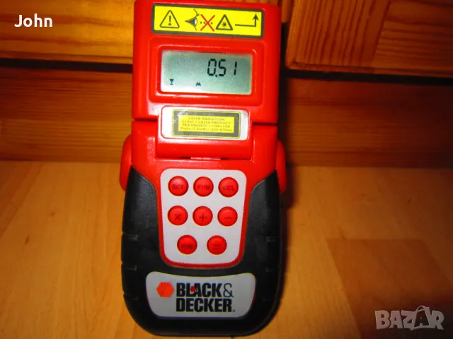 Дигитален  Лазерен  Mетър Black&Decker BDM100