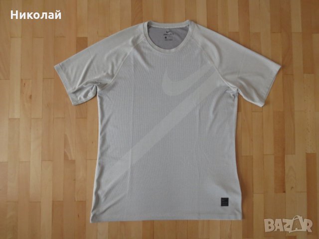 Nike pro тениска  , снимка 3 - Тениски - 32547854
