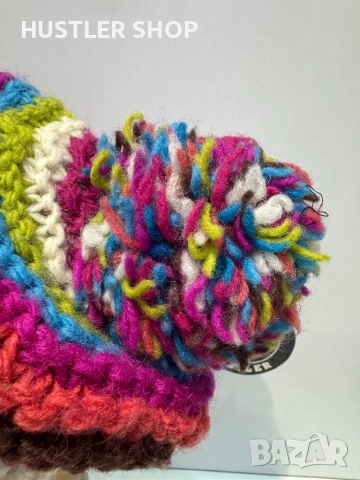 Дамска вълнена шапка SHANGRI-LA, снимка 4 - Шапки - 53405740