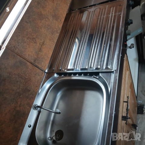 Голяма каравана 7,5 метра, снимка 13 - Каравани и кемпери - 53395682