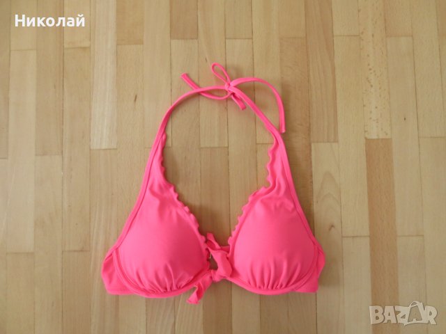 Victoria Secret  Capri Ruffle Halter Bikini Top 32C бански, снимка 2 - Бански костюми - 36803720