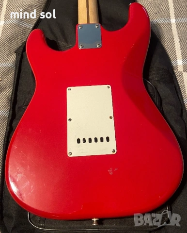 Squier by Fender 62 Reissue Stratocaster Red SQII-STR Japan MIJ, снимка 18 - Китари - 53220328