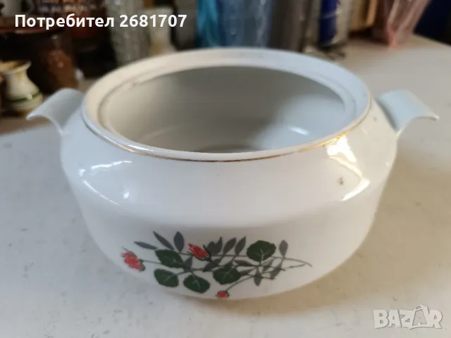 стар керамичен супник 