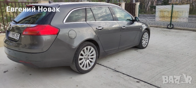 Продавам Опел Инсигния 2011 с автоматична скоростна кутия., снимка 5 - Автомобили и джипове - 53422440