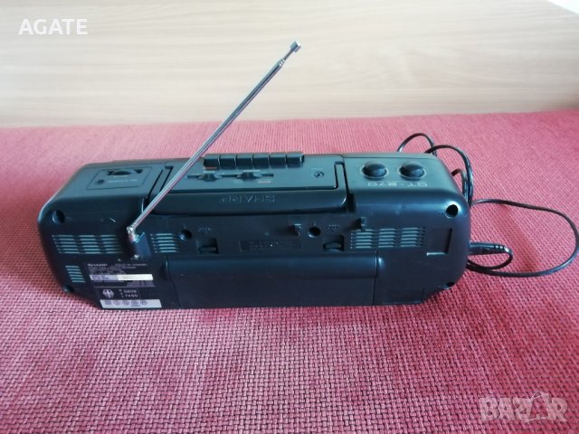 Радиокасетофон Sharp QT-270, снимка 4 - Радиокасетофони, транзистори - 28340538