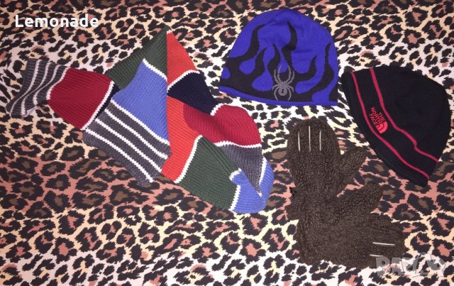 Детски зимен лот - шал и шапка Children’s place и ръкавички, снимка 1 - Шапки, шалове и ръкавици - 27033727
