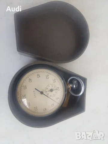 Съветски хронометър AGAT 1976г. Сделано в СССР Комплект с оригинална кутийка. 