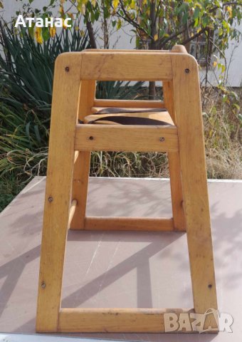 Детски дървен стол за хранене , снимка 3 - Столчета за хранене - 43079651