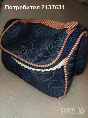 ДАМСКИ  НЕСЕСЕР  - ЧАНТИЧКА  с дръжка , снимка 1