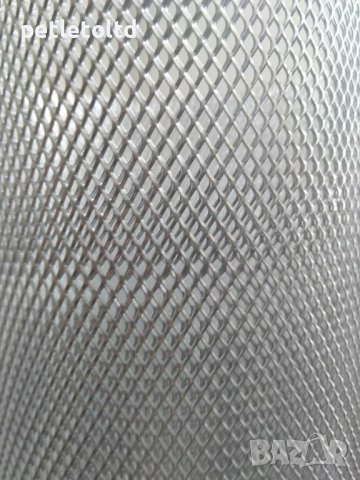 Фина метална мрежа за филтри, вентилационни решетки или декоративни приложения, снимка 1 - Индустриална техника - 27609928