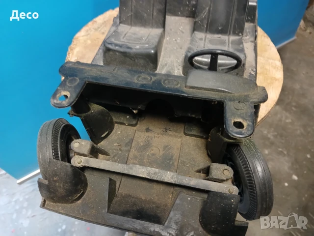 LADA-2107 голяма руска пластмасова играчка., снимка 3 - Колекции - 51416528