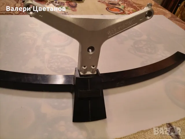 стойка  телевизор  LG 43UM7450PLA, снимка 1