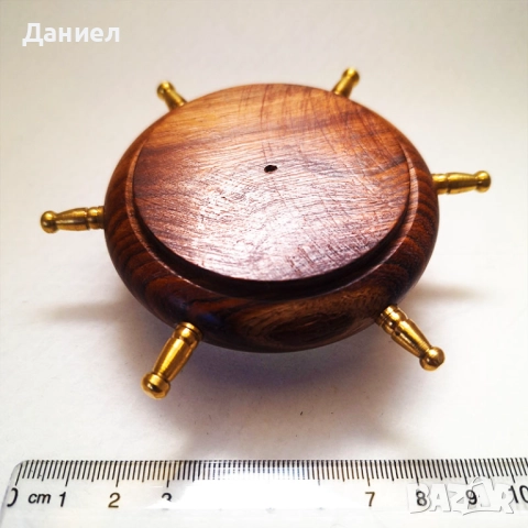 Компас с формата на щурвал, рул, снимка 4 - Морски сувенири - 43839457