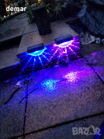 JACKYLED Соларни RGB LED лампи за ограда, 180° ветрилообразен лъч и 11 лъча, 8 цветни режима, 4 броя, снимка 9 - Соларни лампи - 51236192