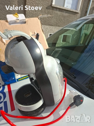 Кафе машина за капсули Dolce Gusto , снимка 2 - Кафемашини - 52429284