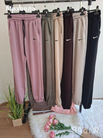 Дамски долнища Nike - различни цветове - 19€ , снимка 2 - Спортни екипи - 53458836