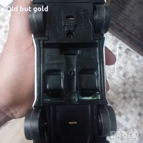 Burrago 1/24 , снимка 3 - Коли, камиони, мотори, писти - 52556923