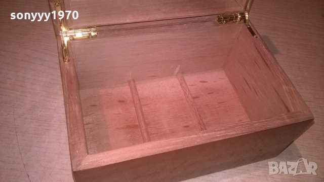 ХУМИДОР-Кутия за пури с влагомер от ароматно дърво-18Х12Х11СМ, снимка 10 - Колекции - 27387323