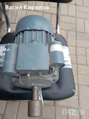 Електро двигател мотор Български 1,5кв 2860обр, снимка 4 - Електродвигатели - 53180043