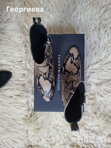 Нови дамски боти - TOMMY HILFIGER , снимка 2 - Дамски боти - 53131053