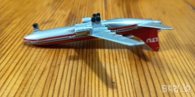 Метален модел на самолет Schabak Lockheed L-1011 TriStar (номер 909), снимка 3 - Колекции - 53396685