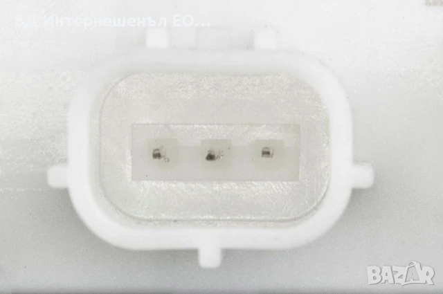 84840-60021  Бутон за отваряне на багажник, Toyota, Land Cruiser, Lexus LX, снимка 6 - Части - 51286333