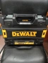 Акумулаторен перфоратор DEWALT DCH133NT, снимка 4