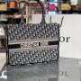Дамска чанта Christian Dior код 185, снимка 1 - Чанти - 36835581