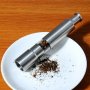 Мелничка от неръждаема стомана за сол и пипер , Инокс , снимка 1 - Аксесоари за кухня - 43500354