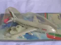 Boeing 747 Balkan Боинг 747 Балкан Самолет БГ Механизирана Играчка От 80-те Год. Нов В Опаковка, снимка 2
