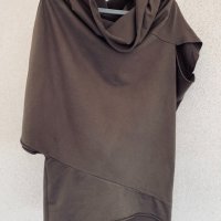 Асиметрична дизайнерска блуза Италия, снимка 8 - Блузи с дълъг ръкав и пуловери - 32311397